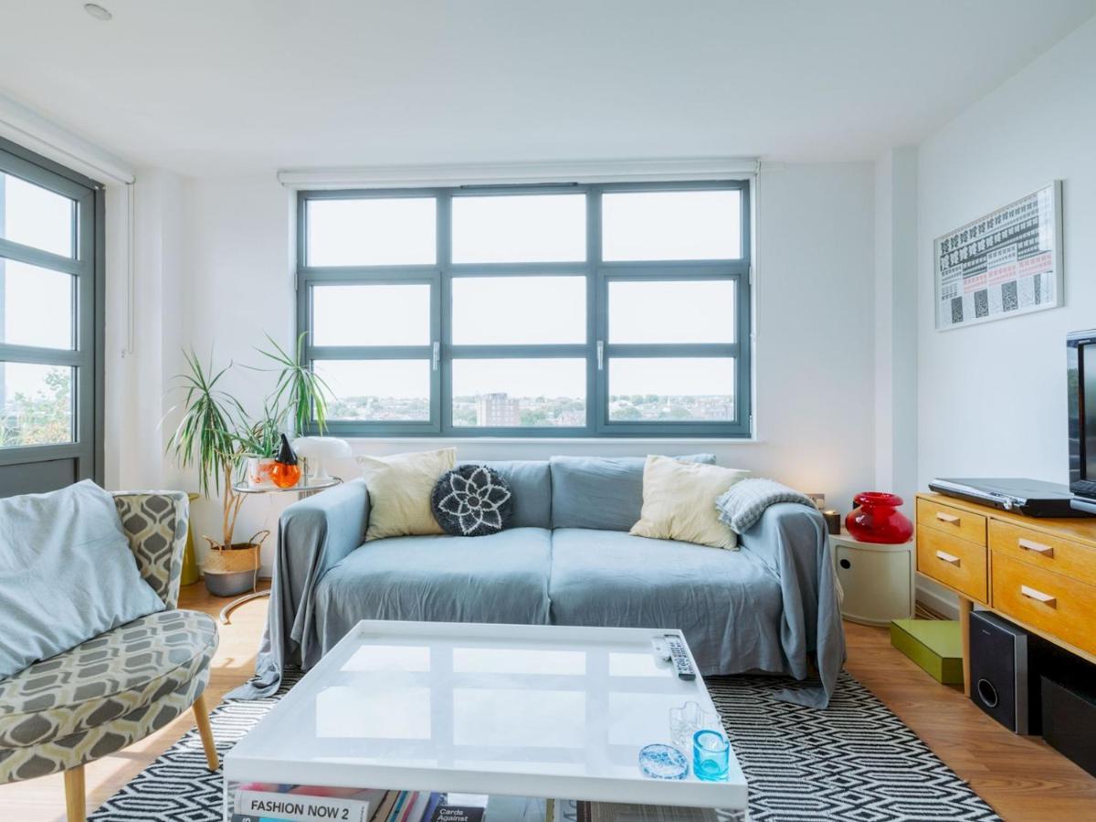 Pass The Keys Location Flat Near Old St And Dalston Overlooking Rosemary Park And Regents Canal Appartement Londen